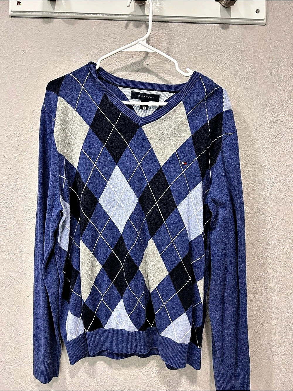 Tommy Hilfiger Argyle Crewneck Sweater in Blue Like New